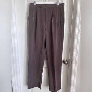 SHAPES Men's Ash Brown Front Pleated Crepe like dress Pants size 34*33